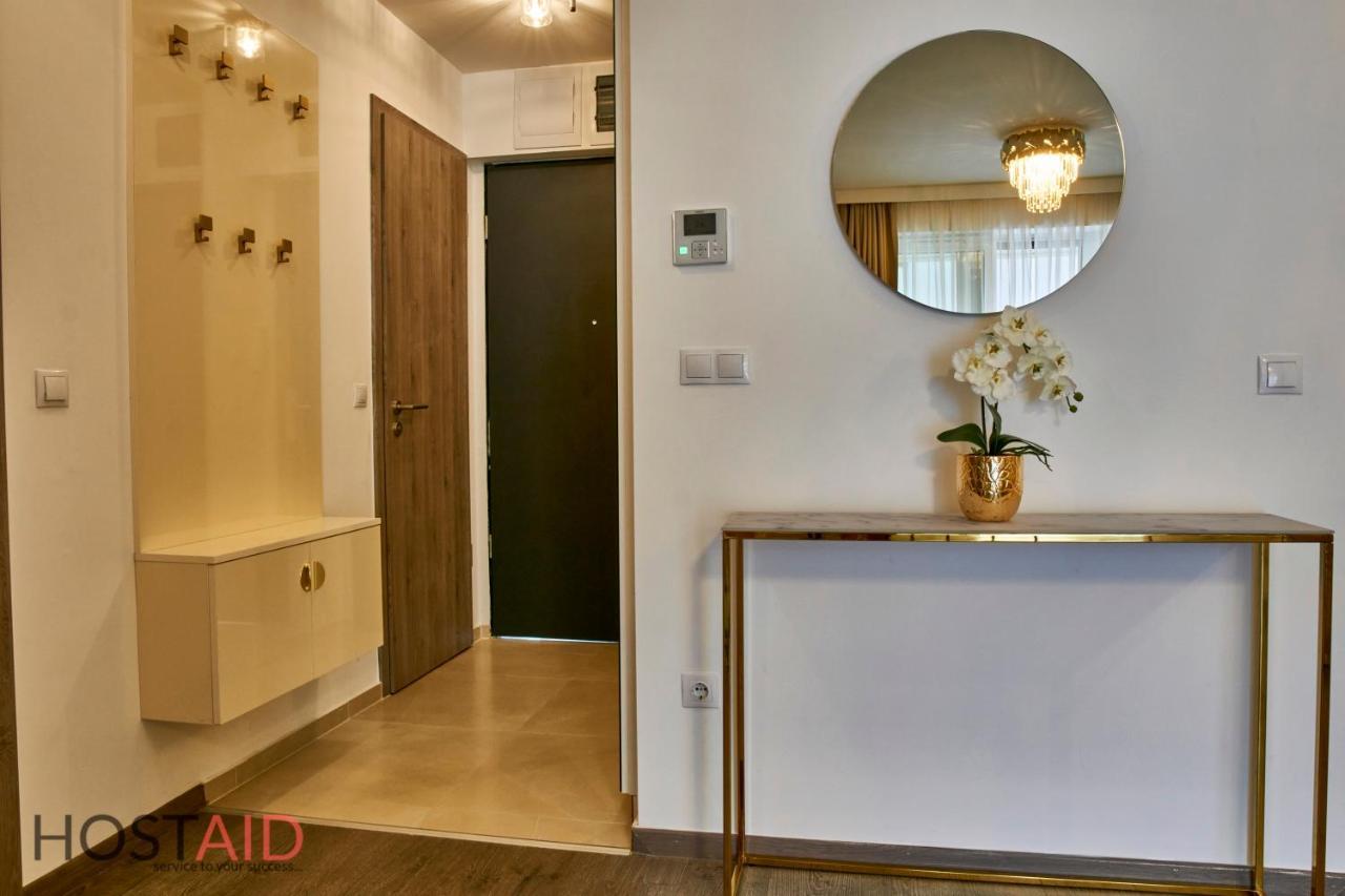 Azur Apartment - Hostaid Siófok Esterno foto